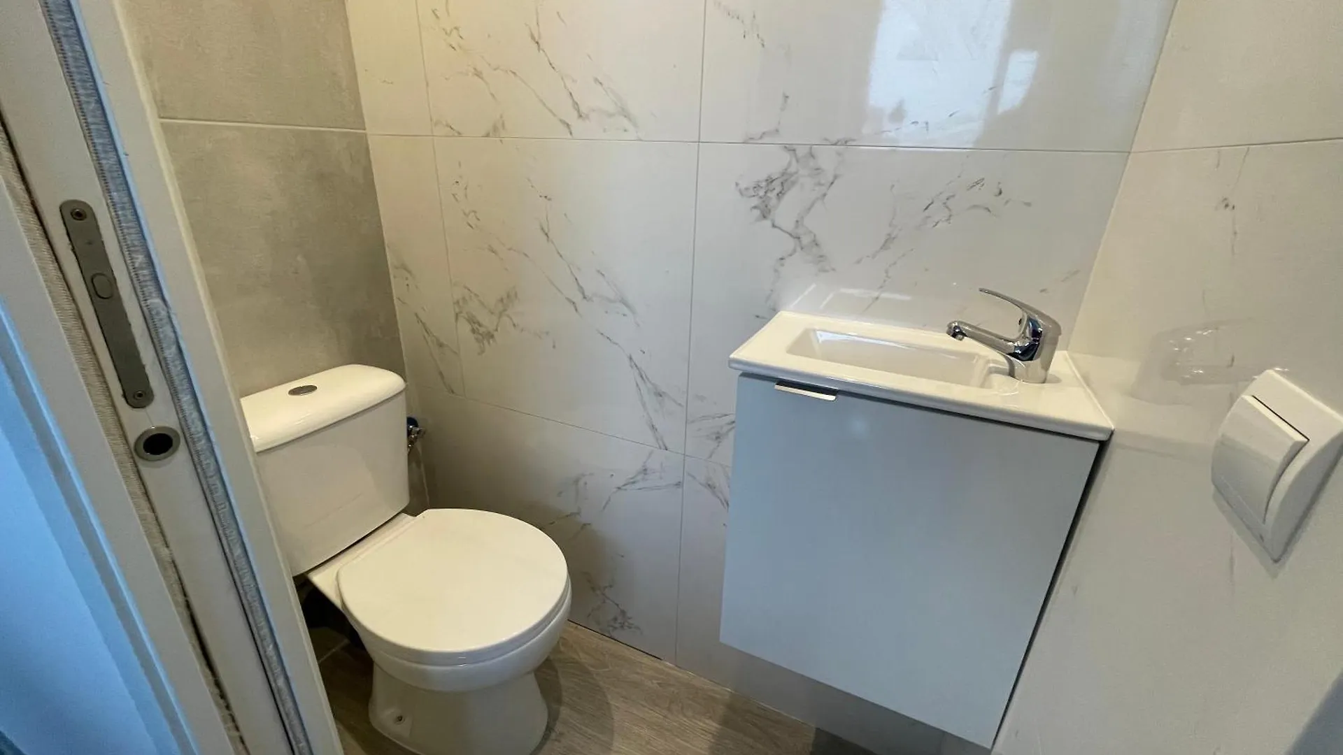 Penthouse A6 Parque La Carolina/Carolina Park Apartment Marbella 0*,  Spain