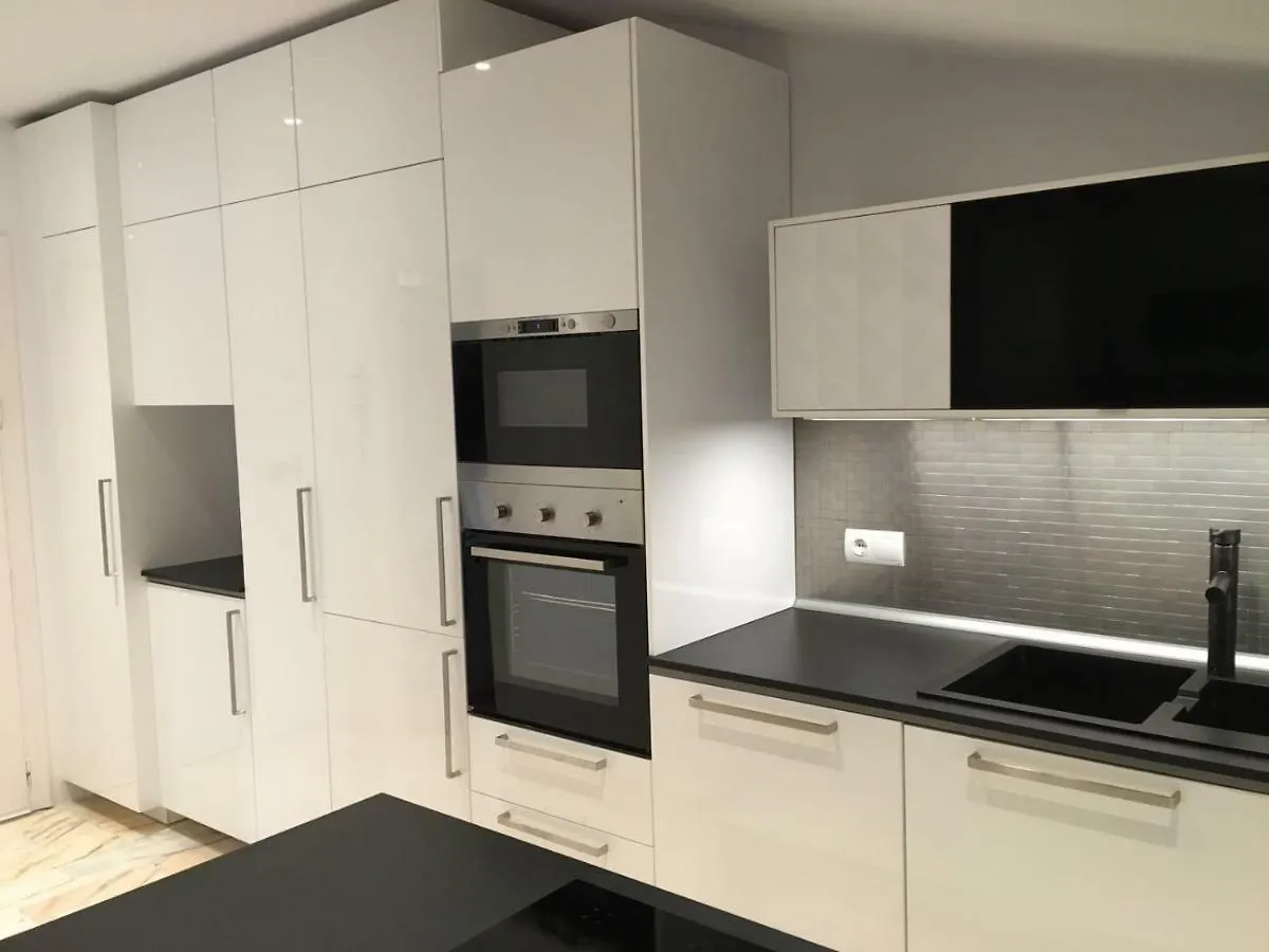 Penthouse A6 Parque La Carolina/Carolina Park Apartment Marbella