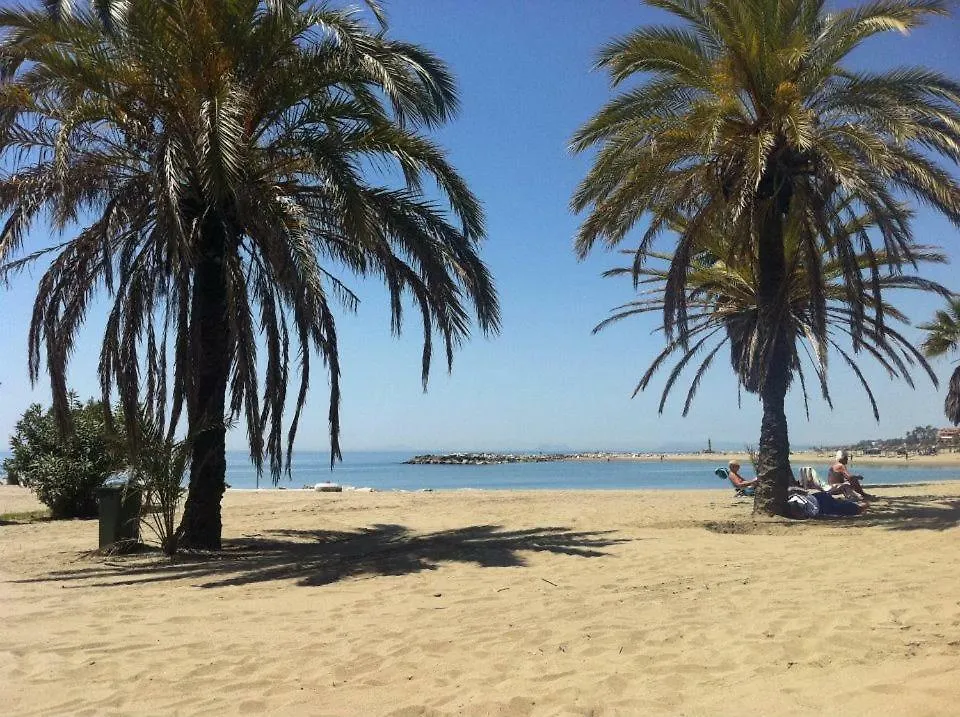 Penthouse A6 Parque La Carolina/Carolina Park Apartment Marbella 0*,
